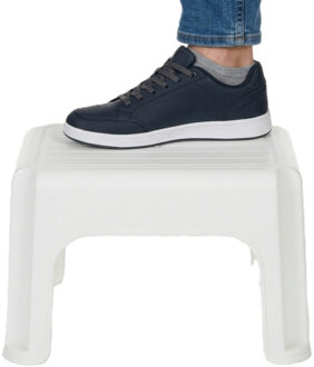 Storage Solutions Keukenkrukje / opstapje - wit - kunststof - L38 x B29 x H24 - anti-slip