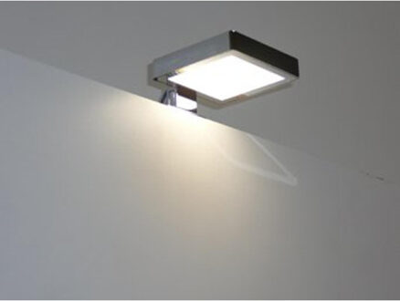 Stream opbouw LED spiegelverlichting vierkant 230V incl. bevestiging chroom