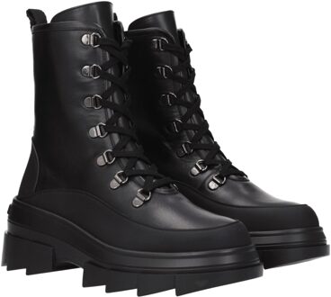 Stuart Weitzman Veterschoenen met een militaire uitstraling Zwart