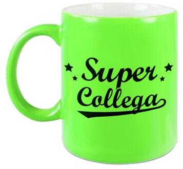Super collega cadeau mok / beker neon groen 330 ml - bedankt / afscheids cadeau - feest mokken