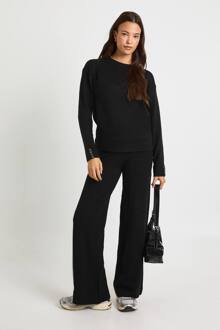 Super Zachte Trui Met Knoopmanchet-Detail En Oversized Pasvorm En Wijde Broek Co-Ord, Black - L