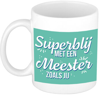 Superblij met een meester als jij cadeau mok/beker wit 300 ml - feest mokken Groen