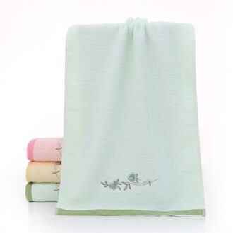 T154A Unieke Roze Groen Champagne Geborduurde Bloemen Water Absorberende Huwelijkscadeau Voor Bruid Grown Gezicht Handdoek