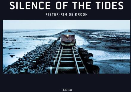 Terra - Lannoo, Uitgeverij Silence Of The Tides - (ISBN:9789089898371)