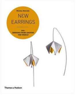 Thames & Hudson New Earrings - Boek Nicolas Estrada (0500290822)