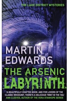 The Arsenic Labyrinth - Lake District Cold-Case Mysteries - Martin (Author) Edwards