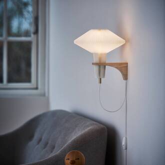 The Mushroom wandlamp, met eikenhout wit, helder hout