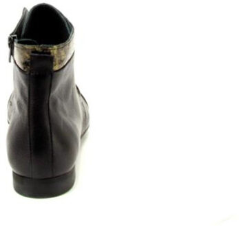 Think! 3-001207 Zwart - 39