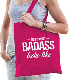 This is what badass looks like cadeau tas roze voor foute / stoute dames - Feest Boodschappentassen
