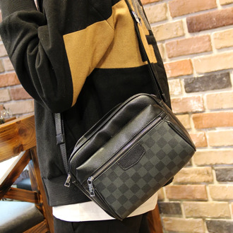 Tidog Men Messenger Bag transverse Europe and fashion shoulder Bag