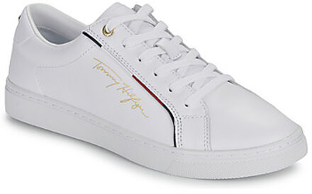 Tommy Hilfiger Lage Sneakers Tommy Hilfiger TOMMY HILFIGER SIGNATURE SNEAKER" Wit - 36,37,38,39,41,42