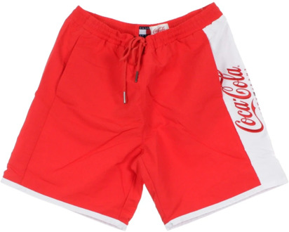 Tommy Jeans Coca Cola zwemshorts met tekstborduring Rood