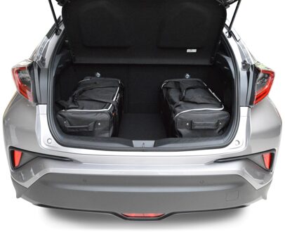 Toyota C-HR 2016-2023 5d Zwart