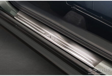 Toyota RVS Instaplijsten passend voor Toyota Aygo X 2022- 'Lines X' - 4-delig AV223024