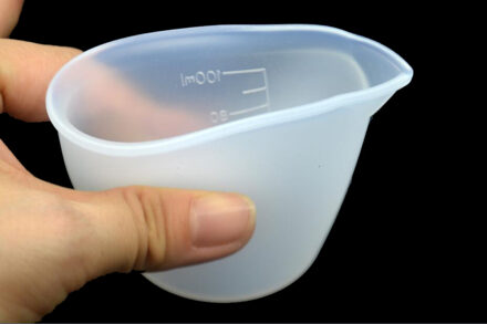 Transparante 1X100ML Siliconen maatbeker Split cup Hars Siliconen Mal handgemaakte DIY Sieraden Maken tool epoxyhars cup