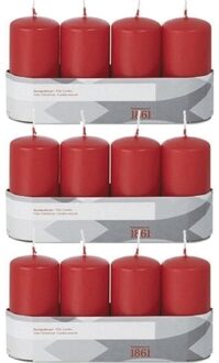 Trend Candles 12x Kaarsen rood 5 x 10 cm 18 branduren sfeerkaarsen - Stompkaarsen