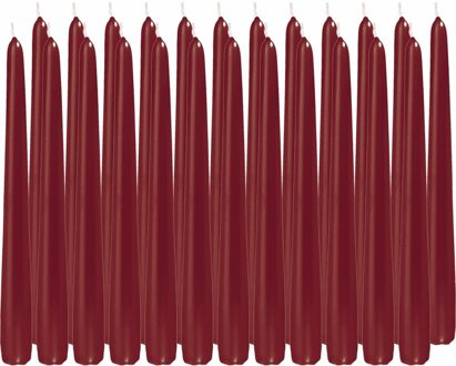 Trend Candles 24x Lange kaarsen bordeauxrood 25 cm 8 branduren dinerkaarsen/tafelkaarsen - Dinerkaarsen