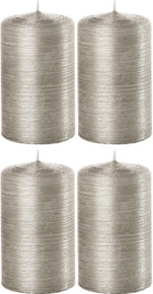 Trend Candles 4x Zilveren cilinderkaarsen/stompkaarsen 6 x 10 cm 25 branduren