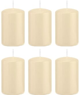 Trend Candles 6x Cremewitte woondecoratie kaarsen 5 x 8 cm 18 branduren