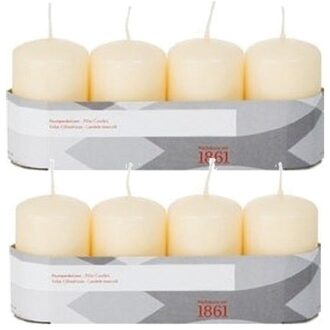 Trend Candles Cilinderkaarsen/stompkaarsen - set 8x - creme wit - 5 x 8 cm - 18 branduren