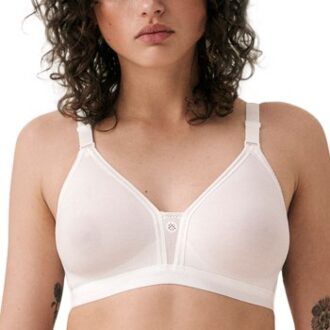 Triaction by Triumph Triumph Triaction Studio Trophy N * Actie * Zwart,Wit - B 75,B 80,B 85,B 90,B 95,C 75,C 80,C 85,C 90,C 95,D 75,D 80,D 85,D 90,D 95,E 75,E 80,E 85,E 90,E 95