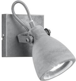 TRIO CONCRETE 1 spot