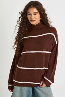 Trui Met Hoge Kraag En Naaddetails, Chocolate - L