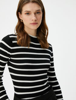 TRUIEN BSC Groene Gebreide Trui Ronde Hals Lange Mouwen Wit/Zwart