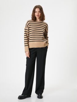 TRUIEN Ronde kraag Gestreept Sweater Beige