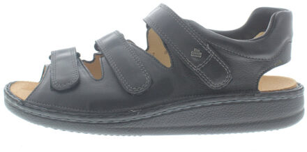 Tunis - maat 42 Zwart