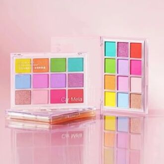 Twelve Glaze Macaron Eyeshadow Palette 02# Circus - 12g