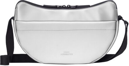 Ucon Acrobatics Alva Medium Crossbody Schoudertas zilver damestas - H 19 x B 30 x D 8 cm