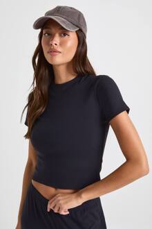 Ultra Zacht Getailleerde Top Met Korte Mouwen, Black - 36