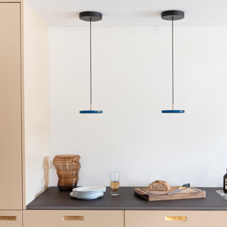 UMAGE Asteria micro hanglamp petrol blue - met koordset - Ø 15 cm Blauw