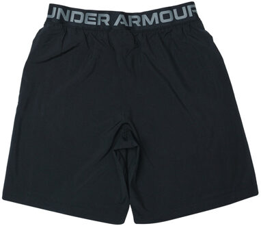 Under Armour Boy's Under Armour Junior Wordmark Shorts in Black Zwart