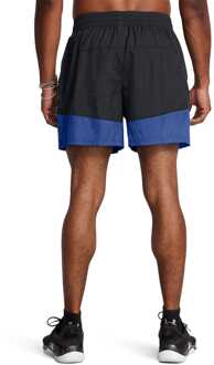 Under Armour Heren Under Armour Terrace96 Woven Shorts in zwart