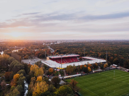 Union Berlin - FC St. Pauli (Bundesliga) (Vliegtuig)