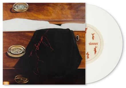 Universal 7-Sinner - Last Dinner Party