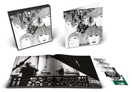 Universal Revolver - The Beatles