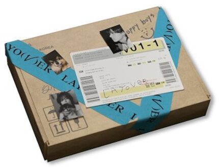 Universal V 'Layover' 2 - V