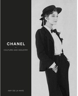 V&A Chanel: Couture And Luxury - Amy Haye