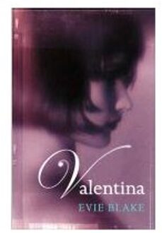 Valentina - Na Câmara Escura