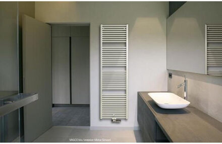 Vasco Radiator (decor) - 168.2x45x3.2cm - Traffic White mat 388045168lb1000 Traffic Wit mat