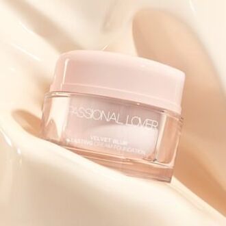 Velvet Blur Lasting Creamy Foundation - 4 Shades 02 Natural - 30g