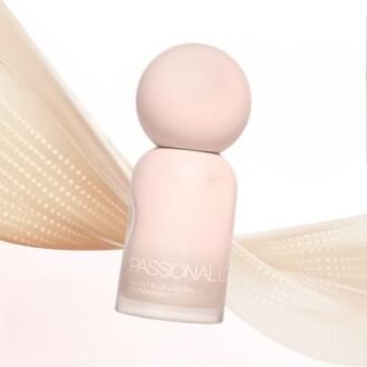 Velvet Blur Lasting Foundation - 4 Shades 01 Ivory - 30ml