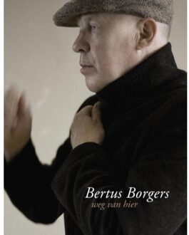 Ver Van Hier /  Weg Van Hier (Cd+Boek)