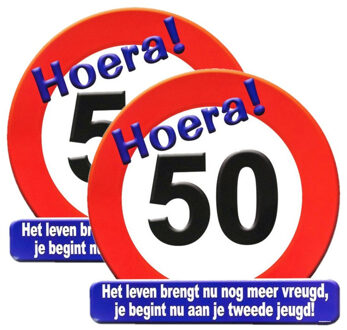 Verjaardag stopbord - 2x stuks - 50 jaar - D50 cm - Leeftijd feestartikelen - verkeersbord - Karton