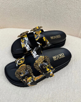 Versace Slippers Zwart - 40