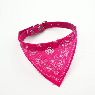 Verstelbare Pet Dog Puppy Cat Sjaal Bandana Kraag Halsdoek Voor Hond Kleine Honden Katten Speeksel Handdoek Pu Gedrukt Kraag roos rood
