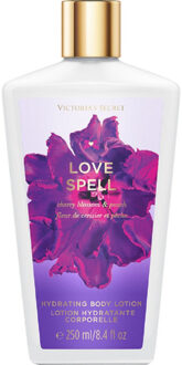 Victoria's Secret Love Spell hydrating body lotion, 250 ml